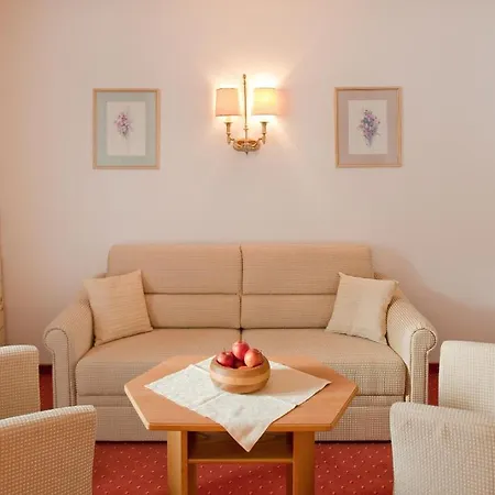 Jagdhof Hotel